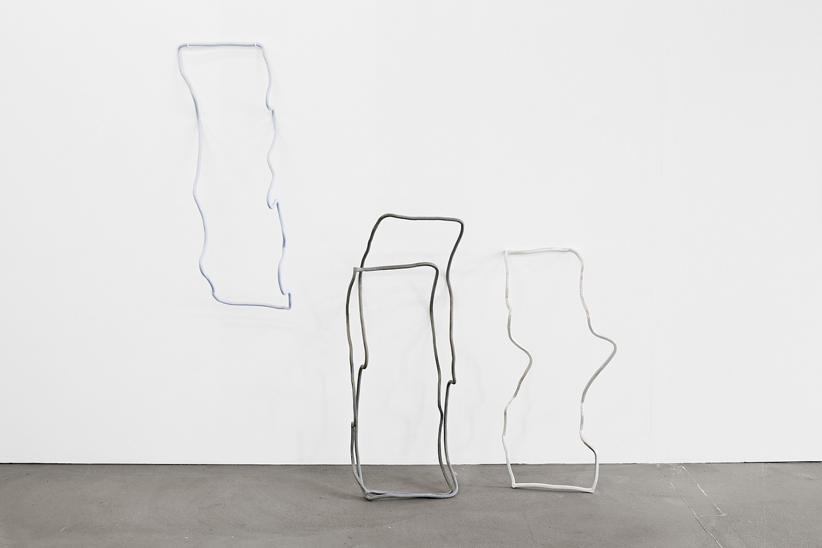 Image - Ceramics, 200 × 180 × 30 cm, Installation view