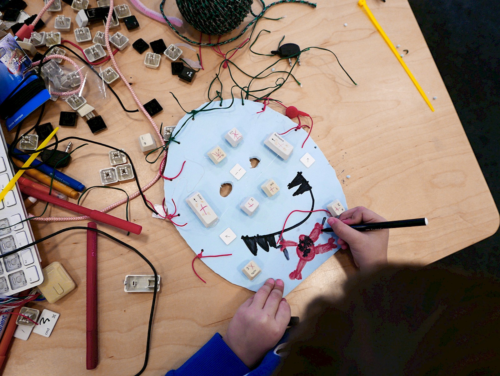 Image - Workshop Tentacules électriques at Bibliothèques Municipales de la Ville de Genève, CH